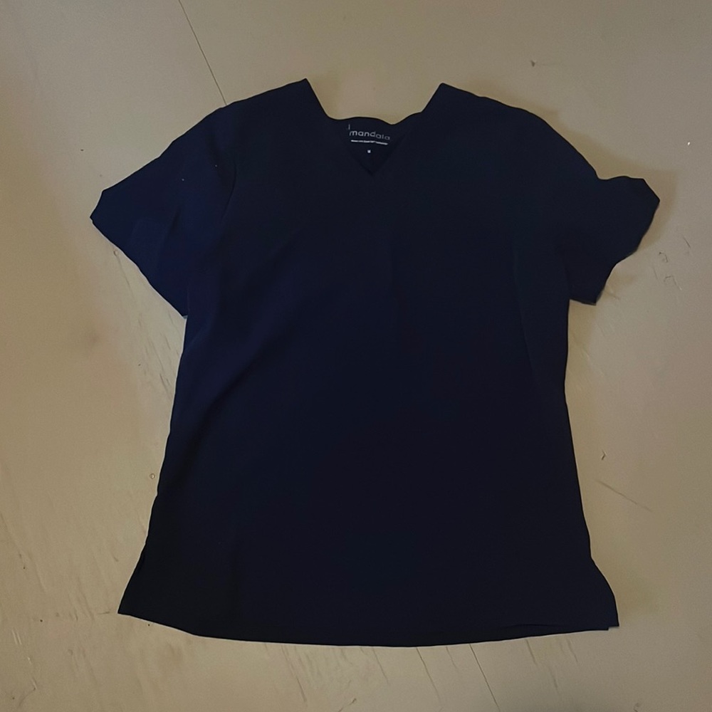 Mandala Scrubs Navy Small One Pocket Scrub Top